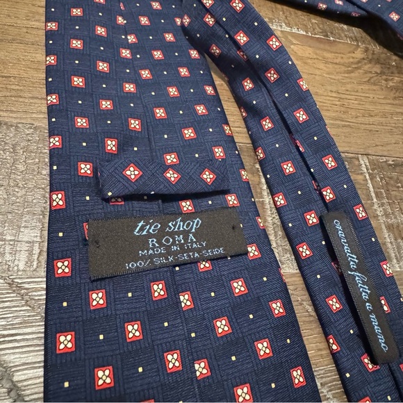 TIE SHOP ROMA MEN'S TIE 100% SILK MADE IN ITALY Navy Blue Patterned Tie - Picture 5 of 6